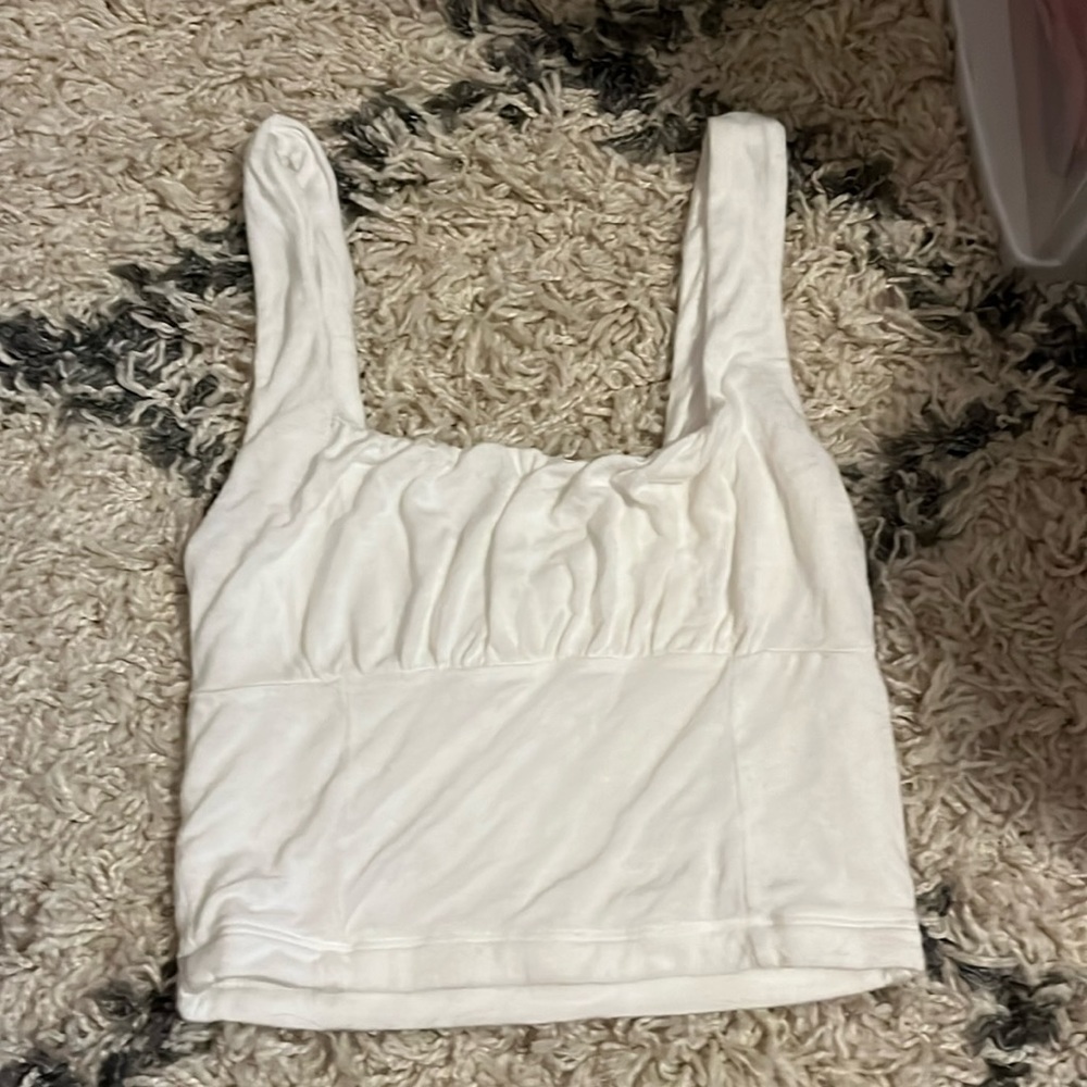 Super cute altard state top